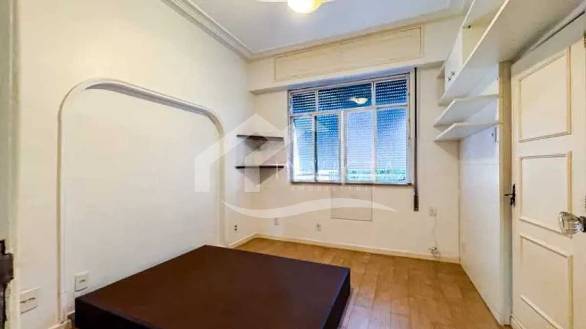 Conheça WhatsApp Image 2025-10-20 at 1 do imóvel - Casa de Vila TRIPLEX : 8 QUARTOS SENDO 4 SUÍTES - FCCV80001 - 9 WhatsApp Image 2025-10-20 at 1 - 9