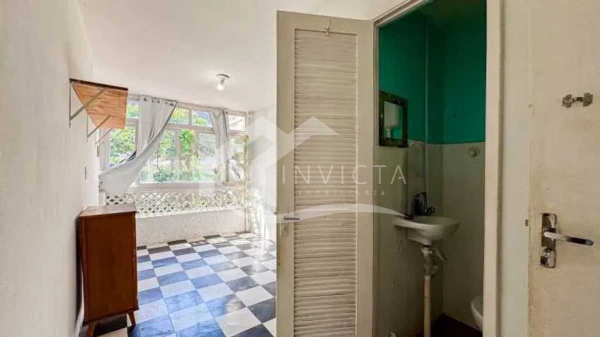 Conheça WhatsApp Image 2025-10-20 at 1 do imóvel - Casa de Vila TRIPLEX : 8 QUARTOS SENDO 4 SUÍTES - FCCV80001 - 11 WhatsApp Image 2025-10-20 at 1 - 11