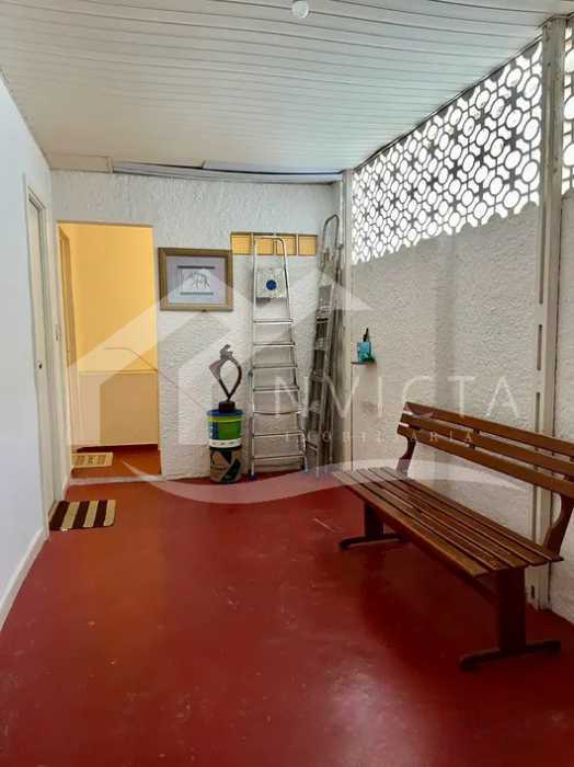 Conheça WhatsApp Image 2025-10-21 at 0 do imóvel - Casa de Vila TRIPLEX : 8 QUARTOS SENDO 4 SUÍTES - FCCV80001 - 27 WhatsApp Image 2025-10-21 at 0 - 27