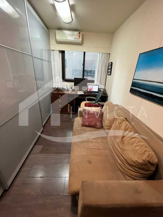 Conheça WhatsApp Image 2025-10-24 at 1 do imóvel - INCRIVEL APARTAMENTO COM VARANDA NA QUADRA DA PRAIA DO LEBLON!!! - IPAA40002 - 17 WhatsApp Image 2025-10-24 at 1 - 17
