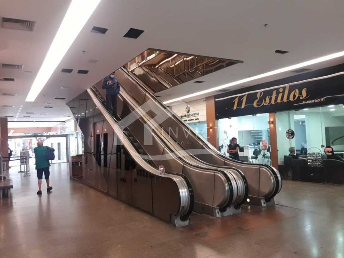 Conheça Térreo (trás) do imóvel - Excelente oportunidade de loja na renomada Galeria Boutiques de Ipanema! - IPLJ00003 - 4 Térreo (trás) - 4