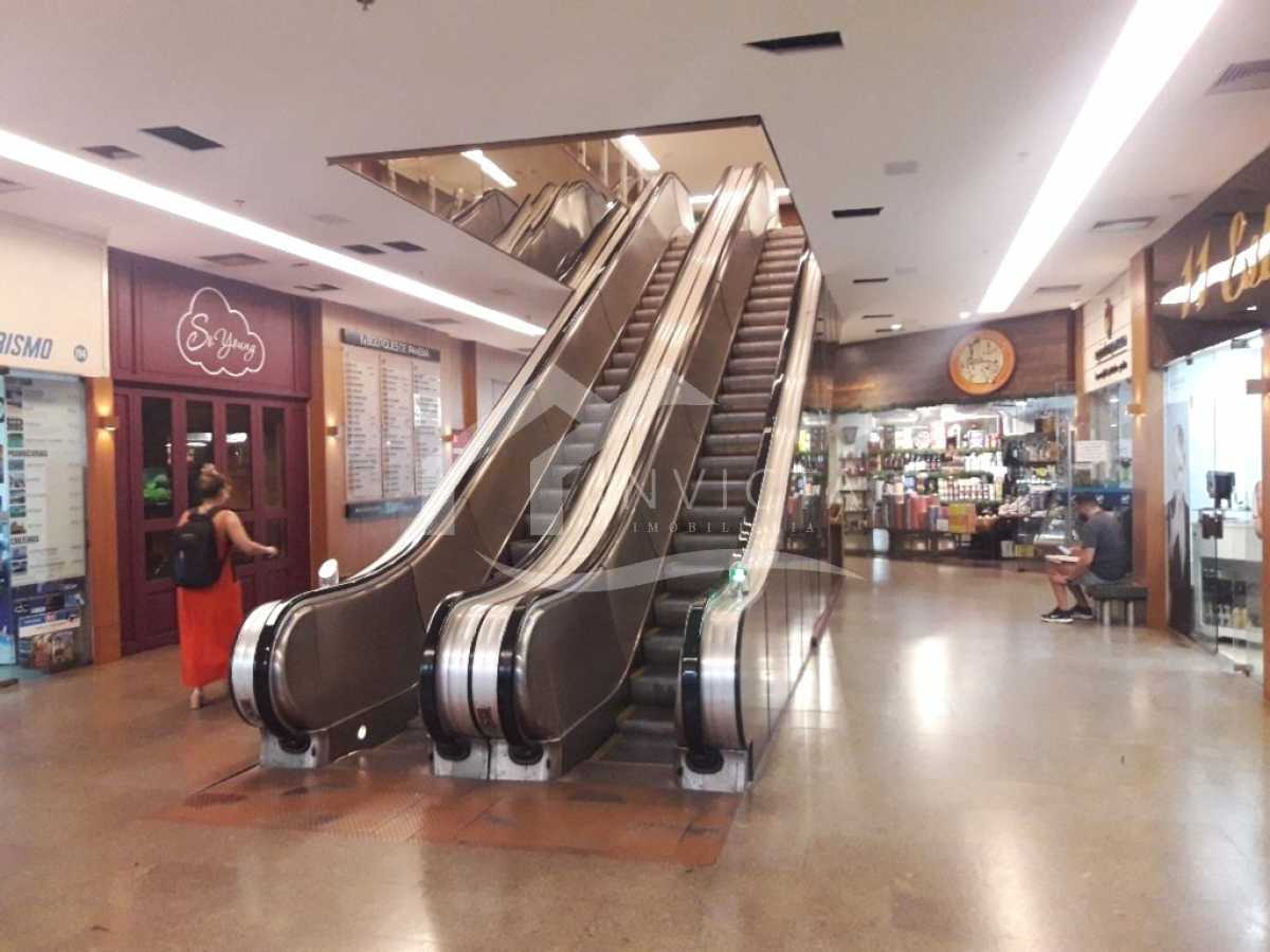 Conheça Térreo (trás) do imóvel - Excelente oportunidade de loja na renomada Galeria Boutiques de Ipanema! - IPLJ00003 - 6 Térreo (trás) - 6