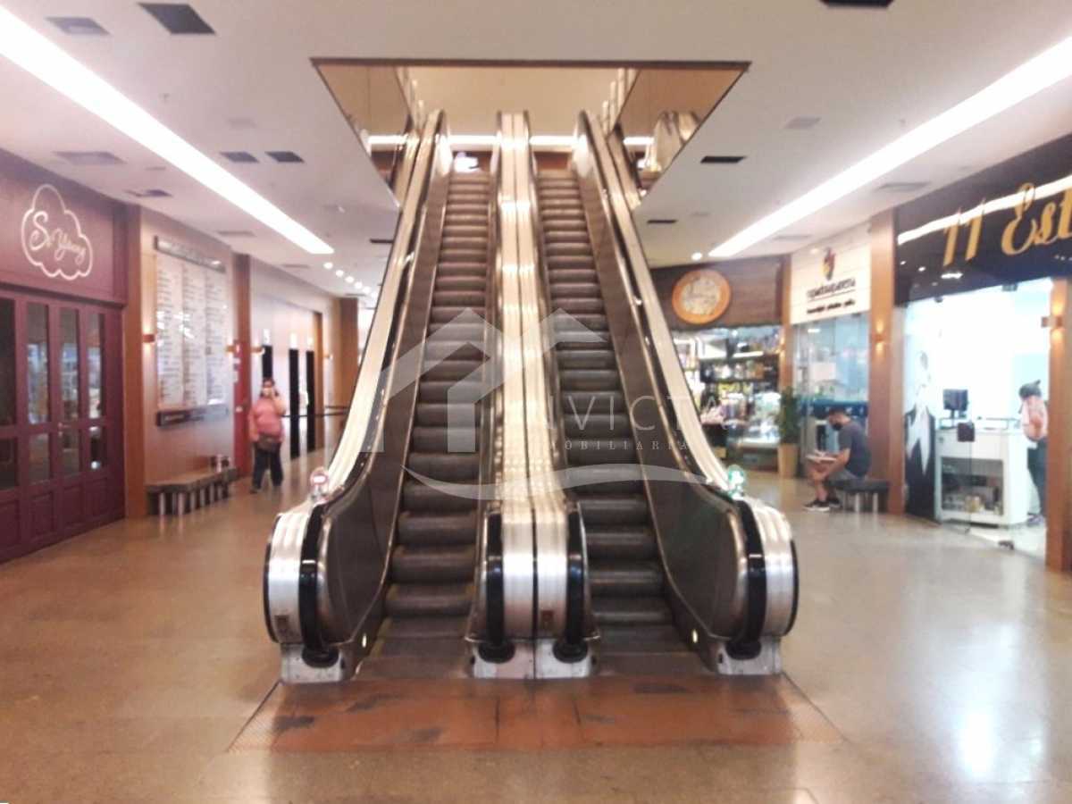 Conheça Térreo (trás) do imóvel - Excelente oportunidade de loja na renomada Galeria Boutiques de Ipanema! - IPLJ00003 - 5 Térreo (trás) - 5