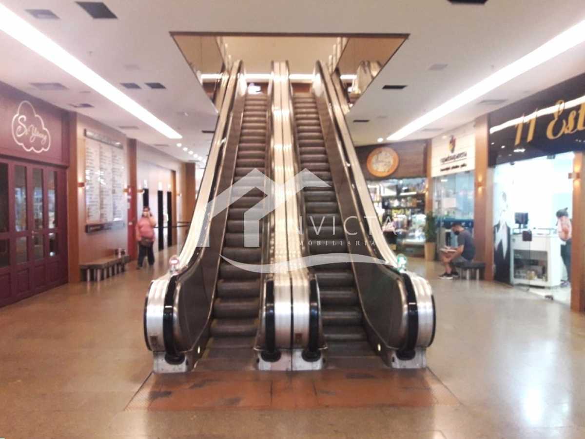 Conheça Trás do imóvel - Excelente oportunidade de loja na renomada Galeria Boutiques de Ipanema! - IPLJ00003 - 24 Trás - 24