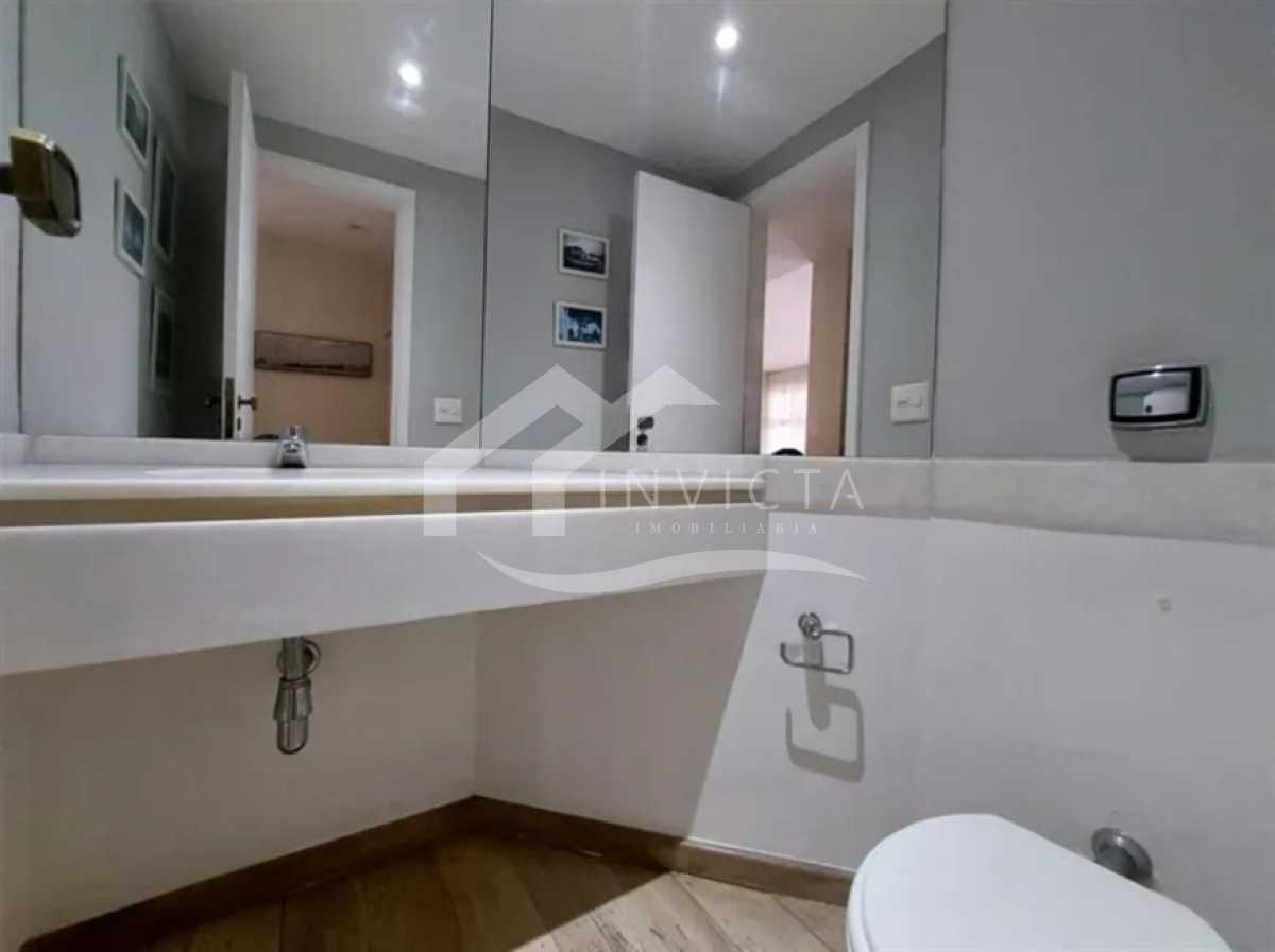 Conheça Lavabo do imóvel - Excelente Cobertura Duplex de 220m², 4 quartos (1 suíte), área externa e 2 vagas em Ipanema - IPCO40014 - 18 Lavabo - 18