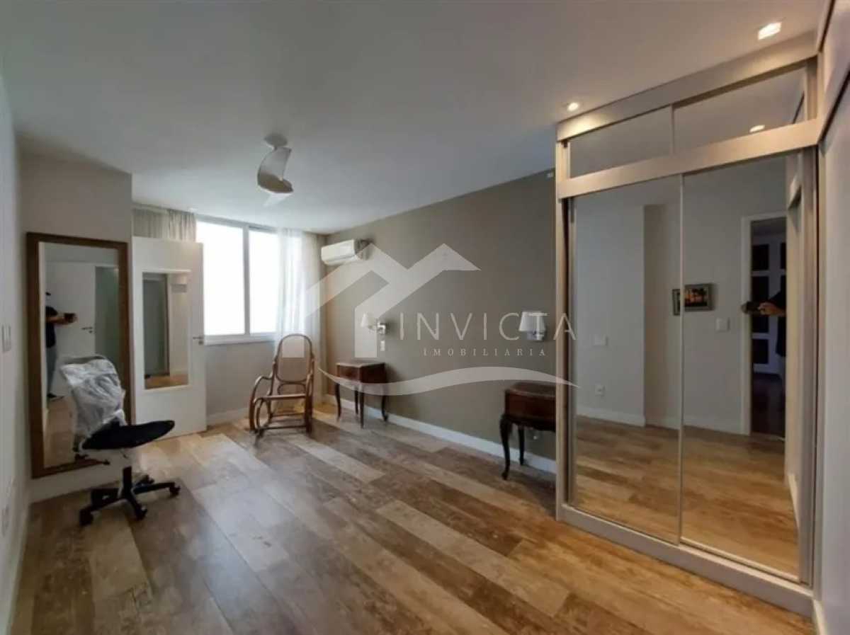 Conheça Suíte master 1º piso do imóvel - Excelente Cobertura Duplex de 220m², 4 quartos (1 suíte), área externa e 2 vagas em Ipanema - IPCO40014 - 20 Suíte master 1º piso - 20