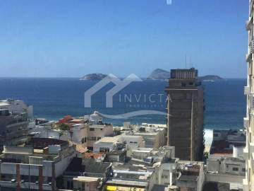 Ótima localização - Excelente sala comercial, com localização e vista privilegiada para o mar - IPSL00006