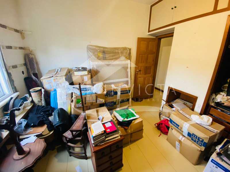 Ótima localização - MARAVILHOSO TRES QUARTOS COM VAGA NA ESCRITURA!!! - FCAP30472