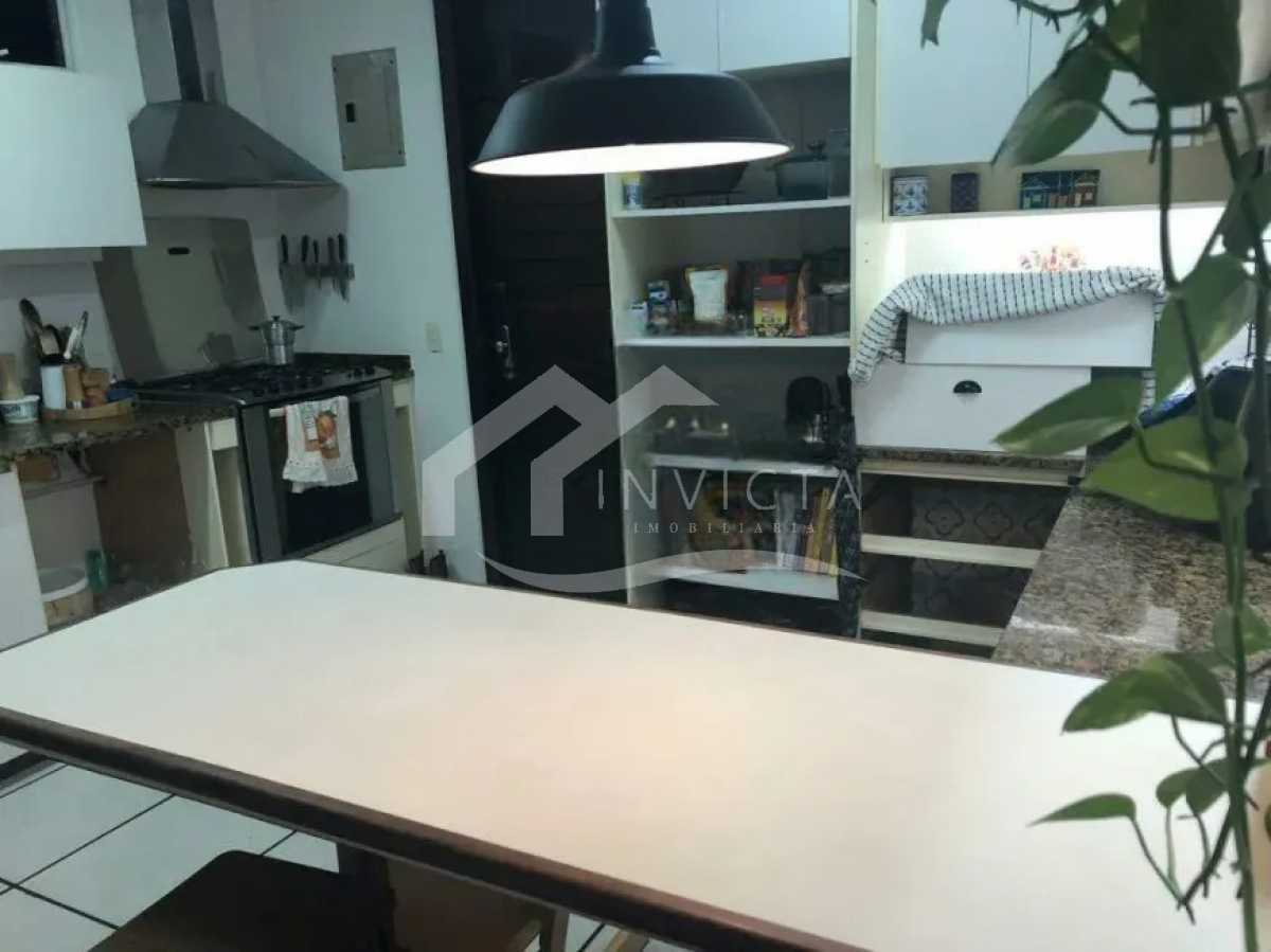 Conheça casa-de-condominio-com-4-quart do imóvel - CASA ESPETACULAR EM CONDOMÍNIO FECHADO - PRONTA PARA MORAR! - BTCN50002 - 18 casa-de-condominio-com-4-quart - 18