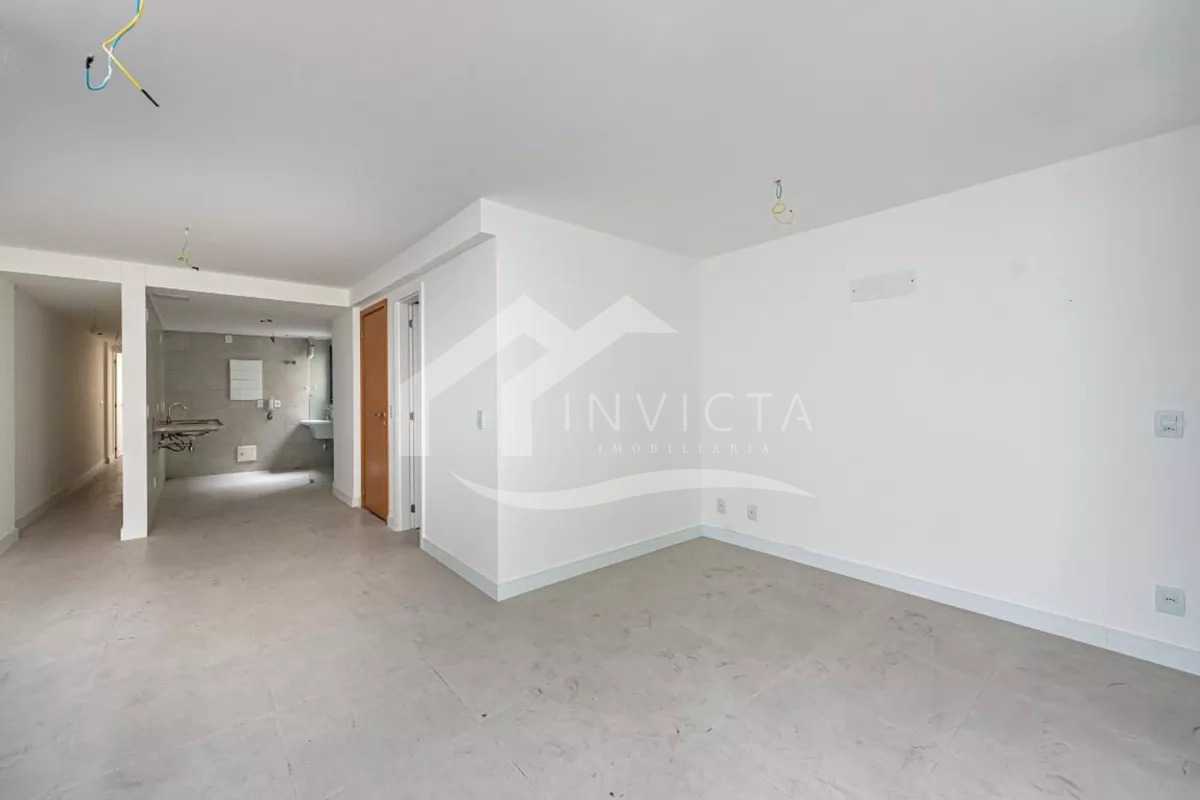 Conheça Sala do imóvel - ELEGANTE DUPLEX TOTALMENTE REFORMADO EM IPANEMA! - FCAP20551 - 4 Sala - 4