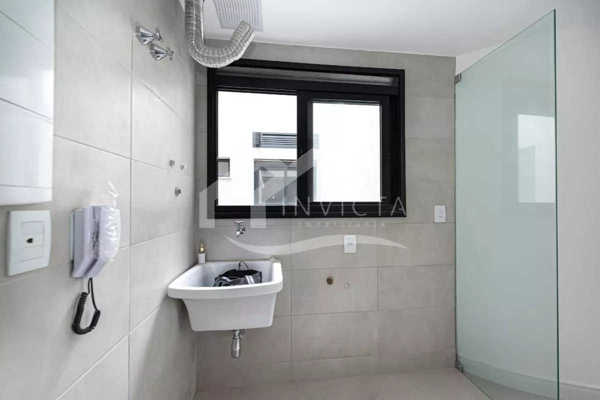Conheça Cozinha/área do imóvel - ELEGANTE DUPLEX TOTALMENTE REFORMADO EM IPANEMA! - FCAP20551 - 9 Cozinha/área - 9