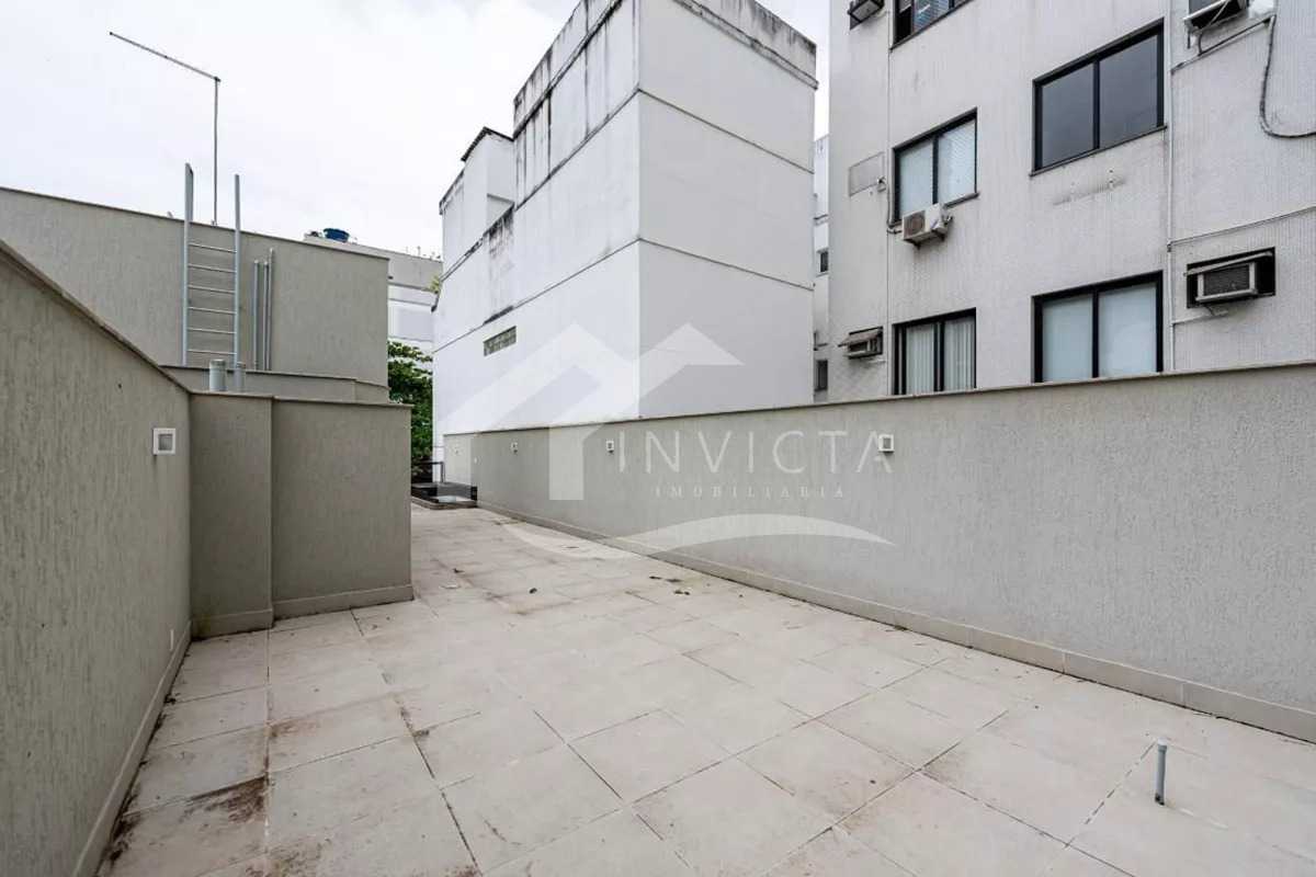 Conheça Área externa do imóvel - ELEGANTE DUPLEX TOTALMENTE REFORMADO EM IPANEMA! - FCAP20551 - 27 Área externa - 27