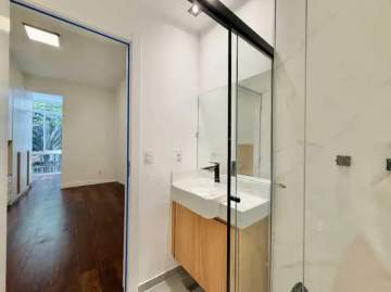 Imperdível - Apartamento dois quartos com vaga no Quadrilátero de Ipanema Rua Redentor - FCAP21676