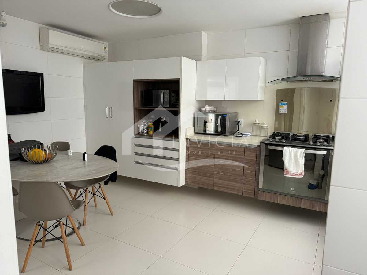 Conheça 66e129a4-00f7-4a01-86ce-c2ee94 do imóvel - EXCELENTE APARTAMENTO EM COPACABANA, 3 SUITES, TODO MOBILIADO COM VAGA - BTAP40032 - 12 66e129a4-00f7-4a01-86ce-c2ee94 - 12