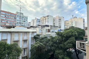 Reformado - MARAVILHOSO TRÊS QUARTOS REFORMADO NO POSTO DOIS!!! - FCAP32087