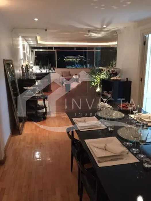 Conheça WhatsApp Image 2026-08-28 at 1 do imóvel - Apartamento amplo com vista mar na Avenida Atlântica Copacabana - IPAP30415 - 4 WhatsApp Image 2026-08-28 at 1 - 4