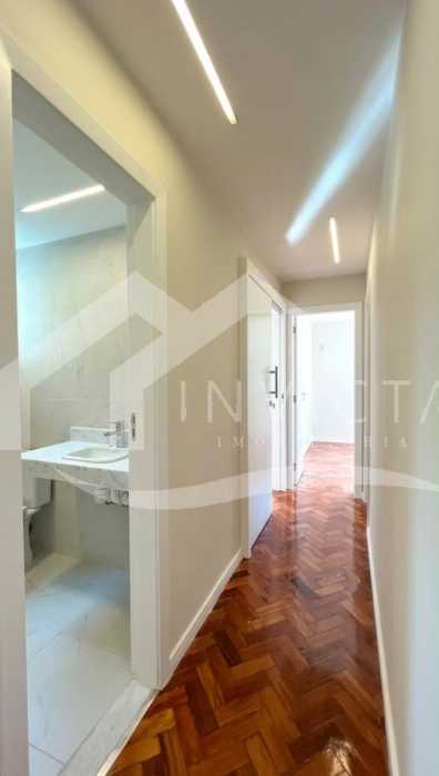 Exclusividade - MARAVILHOSO 3 QUARTOS REFORMADO COM VISTA CRISTO - BTAP30276