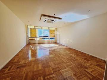 Ótima localização - APARTAMENTO DE 3 QUARTOS EM RUA NOBRE - FCAP31090