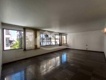 Imperdível - Luxo e conforto: 4 quartos com 2 vagas escrituradas na Nascimento Silva - FCAP40180