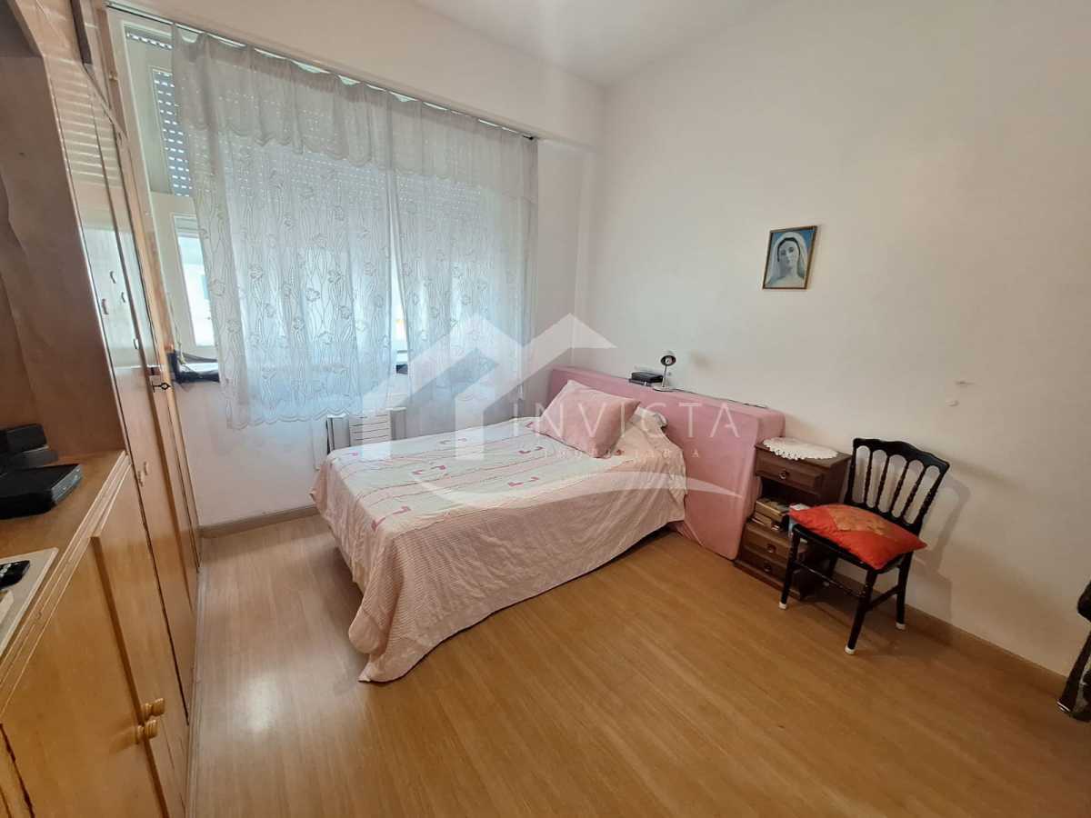 Conheça 553ba9f4-667d-4b6d-a0a7-c46885 do imóvel - IMPERDÍVEL: 3 QUARTOS ENTRADA POR 2 ENDEREÇOS. AV. ATLANTICA E DOMINGOS FERREIRA.* - FCAP31270 - 18 553ba9f4-667d-4b6d-a0a7-c46885 - 18