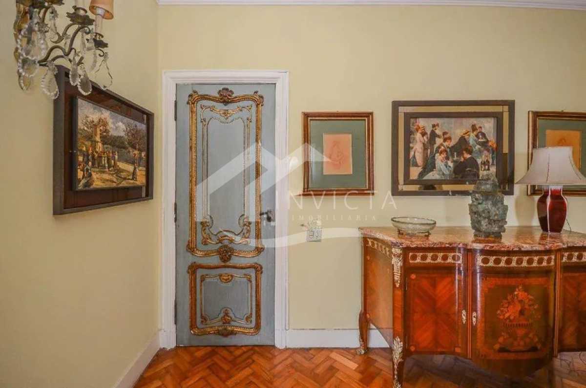 Ótima localização - 4 QUARTOS NA AV. ATLÂNTICA COM VISTA FRONTAL MAR - PSAP40029