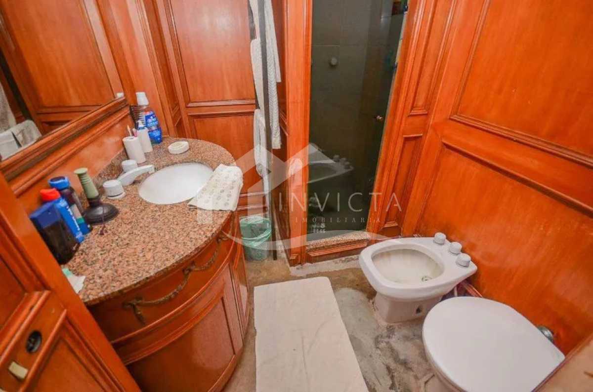 Ótima localização - 4 QUARTOS NA AV. ATLÂNTICA COM VISTA FRONTAL MAR - PSAP40029