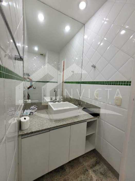 Conheça 3884337-Photoroom do imóvel - LUXUOSO 4 QUARTOS COM 2 VAGAS EM IPANEMA!! - RPAP40018 - 21 3884337-Photoroom - 21