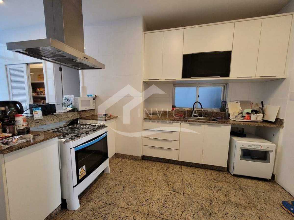Conheça 3884346-Photoroom do imóvel - LUXUOSO 4 QUARTOS COM 2 VAGAS EM IPANEMA!! - RPAP40018 - 17 3884346-Photoroom - 17