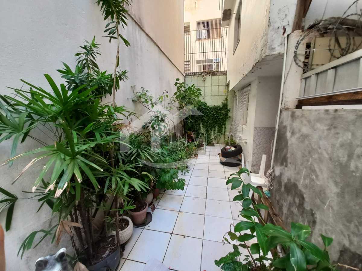 Conheça WhatsApp Image 2025-04-14 at 1 do imóvel - APARTAMENTO DUPLEX TIPO CASA DE 300M² NO CORAÇÃO DE COPACABANA! - IPCA70002 - 28 WhatsApp Image 2025-04-14 at 1 - 28