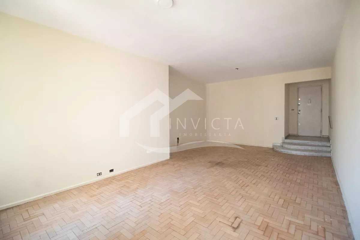 Imperdível - Posto 6, a uma quadra da praia, 3 quartos com vaga! - FCAP31607