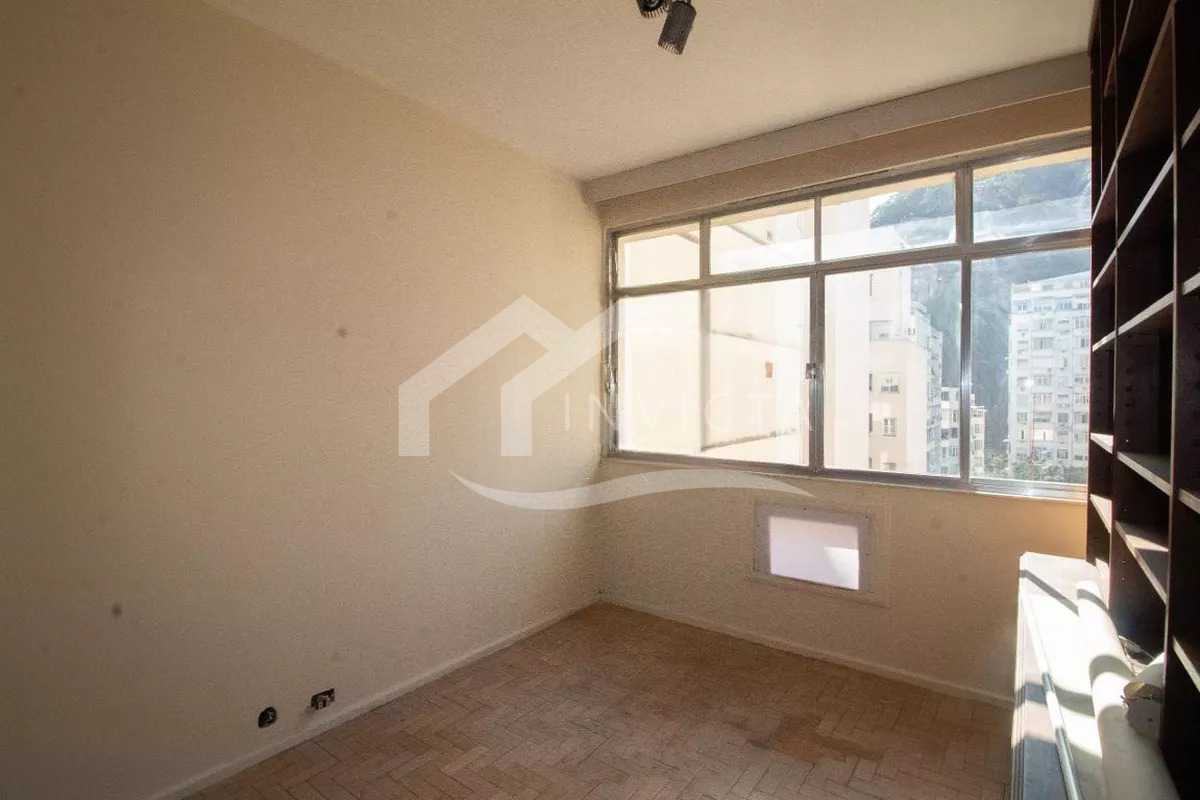 Imperdível - Posto 6, a uma quadra da praia, 3 quartos com vaga! - FCAP31607