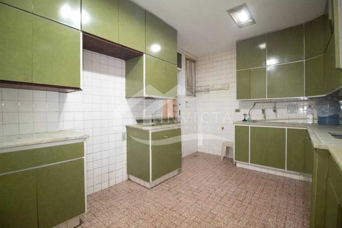 Imperdível - Posto 6, a uma quadra da praia, 3 quartos com vaga! - FCAP31607