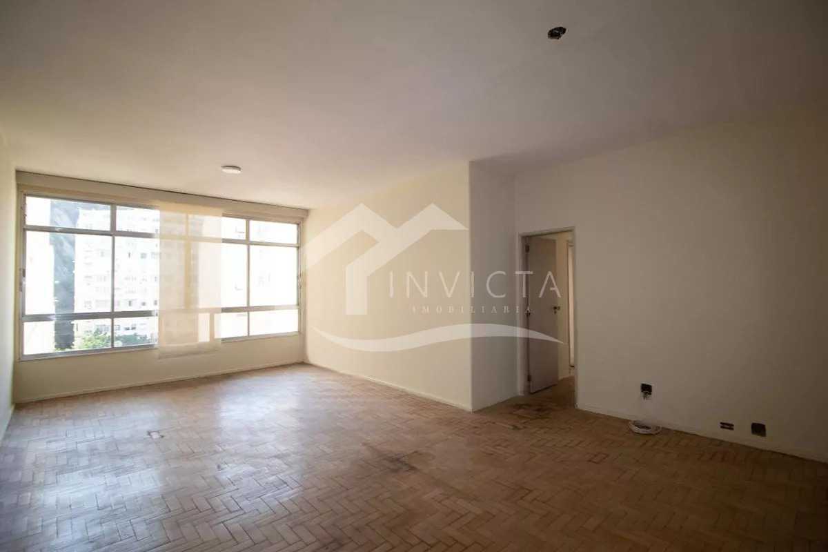 Imperdível - Posto 6, a uma quadra da praia, 3 quartos com vaga! - FCAP31607