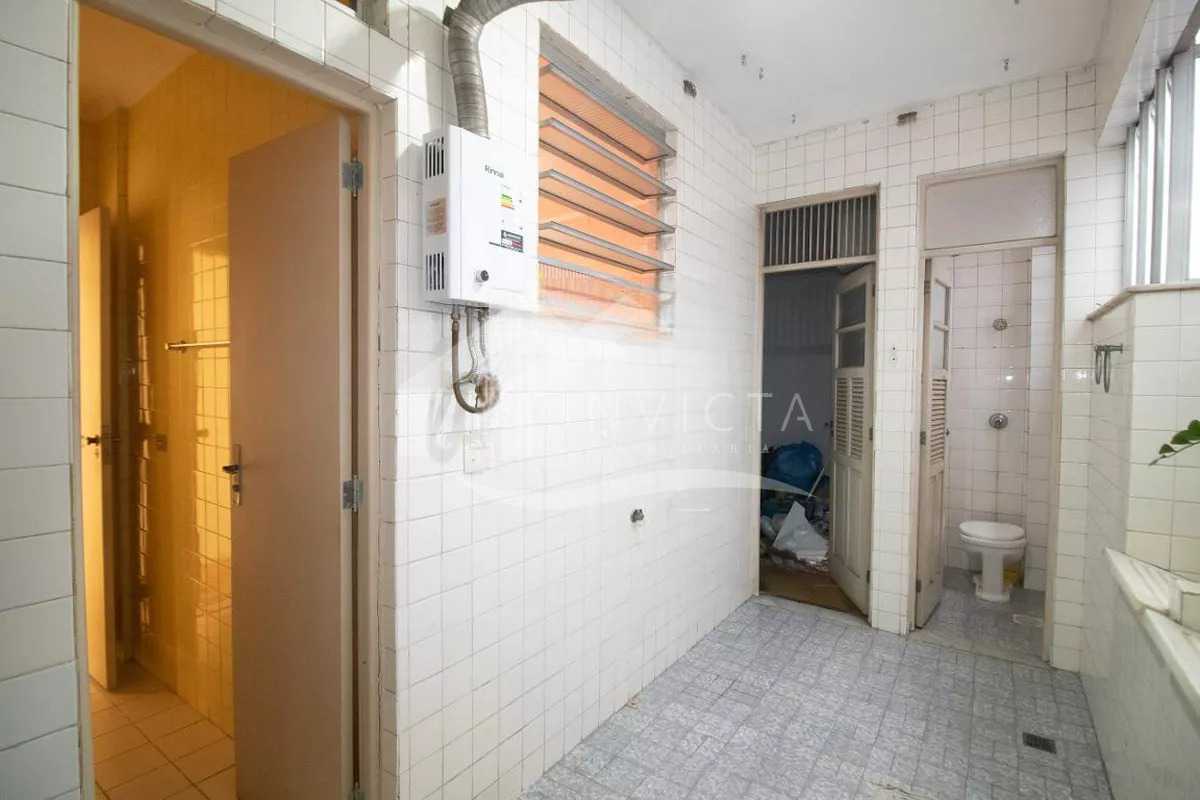 Imperdível - Posto 6, a uma quadra da praia, 3 quartos com vaga! - FCAP31607