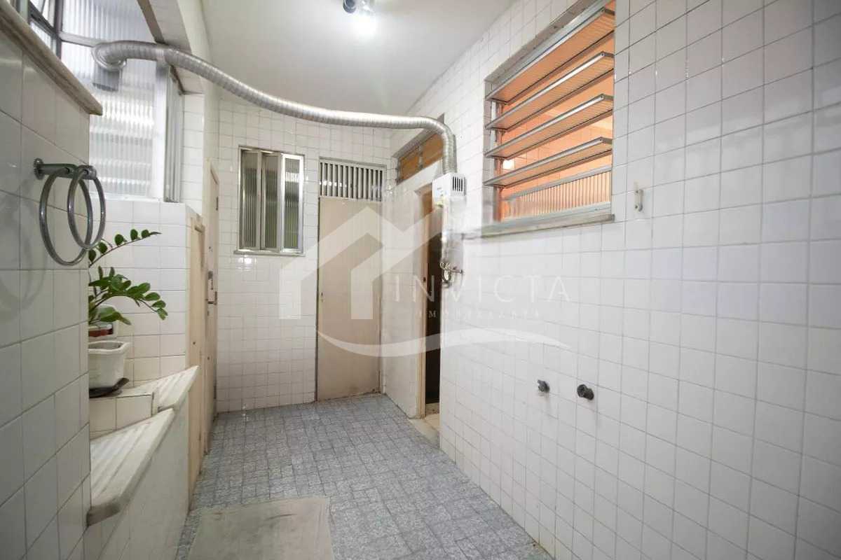 Imperdível - Posto 6, a uma quadra da praia, 3 quartos com vaga! - FCAP31607
