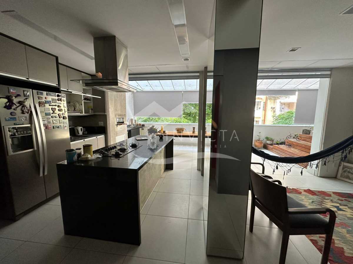 Imperdível - Incrível Garden em Copacabana com jacuzzi e sauna para 4 pessoas - IPAP20048
