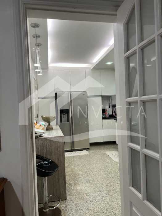 Ótima localização - MARAVILHOSO 3 QUARTOS EM RUA NOBRE - FCAP31661