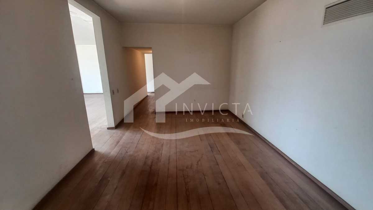 Imperdível - DUPLEX DE 4 QUARTOS, 2 SALAS E 5 VAGAS NA ESCRITURA!!! - RPAP40062