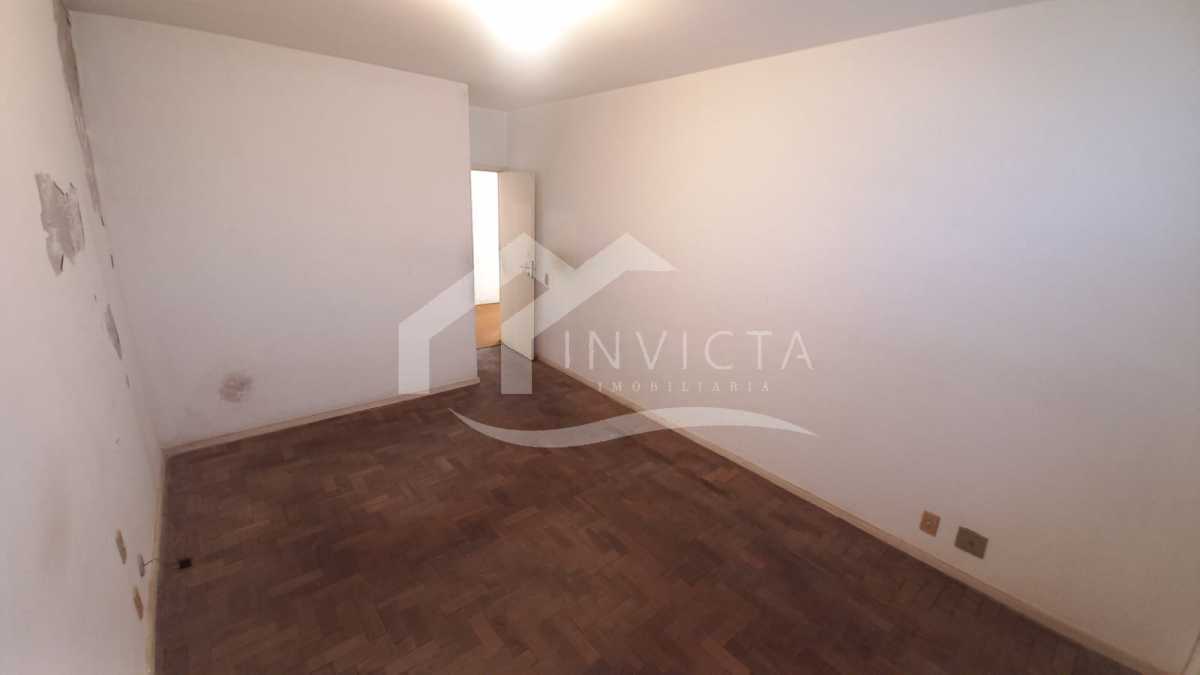 Imperdível - DUPLEX DE 4 QUARTOS, 2 SALAS E 5 VAGAS NA ESCRITURA!!! - RPAP40062