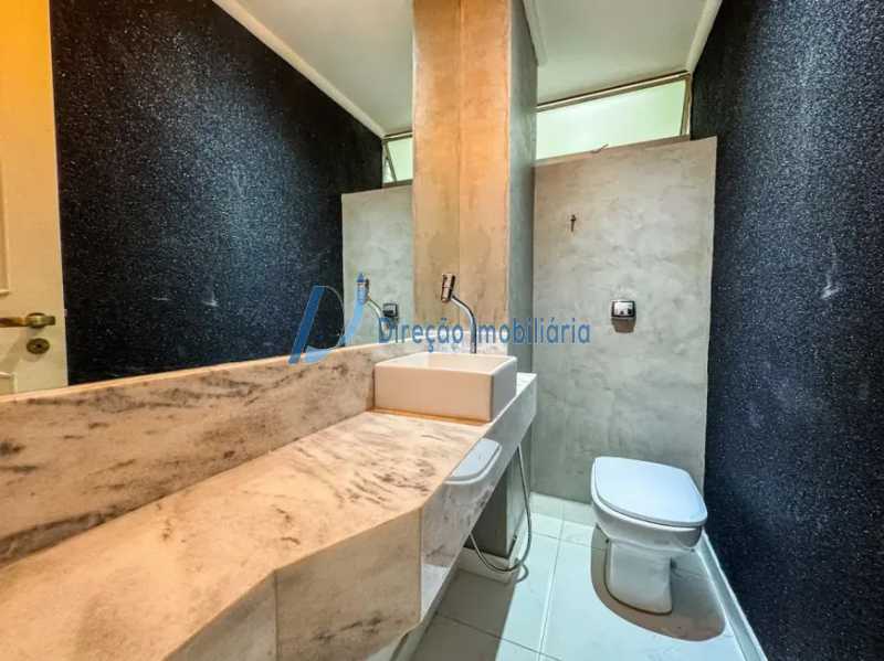 Conheça WhatsApp Image 2025-12-08 at 1 do imóvel - Apartamento com Área Privativa à venda Rua Cinco de Julho, Copacabana, Rio de Janeiro - R$ 1.990.000 - HB40753COP - 4 WhatsApp Image 2025-12-08 at 1 - 4