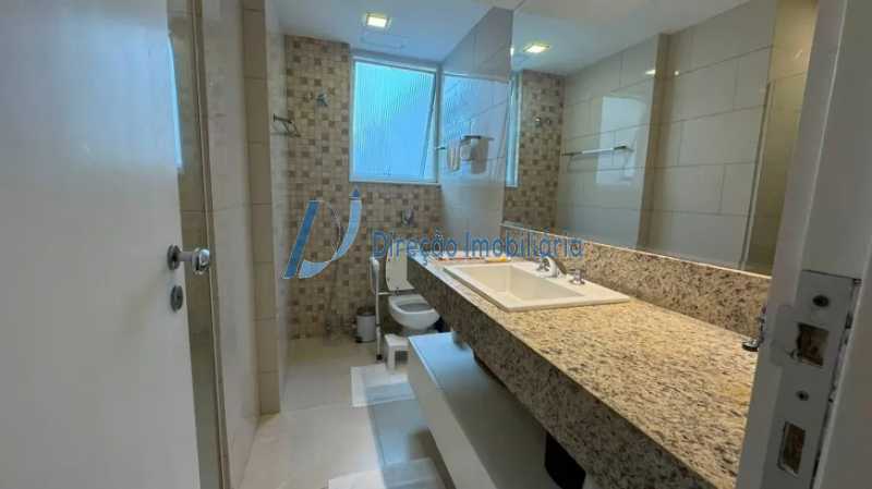 Conheça WhatsApp Image 2026-08-21 at 1 do imóvel - Apartamento à venda Rua Bulhões de Carvalho, Copacabana, Rio de Janeiro - R$ 2.600.000 - HB31466COP - 17 WhatsApp Image 2026-08-21 at 1 - 17