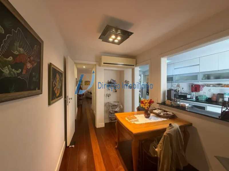 Conheça WhatsApp Image 2026-08-21 at 1 do imóvel - Apartamento à venda Rua Bulhões de Carvalho, Copacabana, Rio de Janeiro - R$ 2.600.000 - HB31466COP - 19 WhatsApp Image 2026-08-21 at 1 - 19