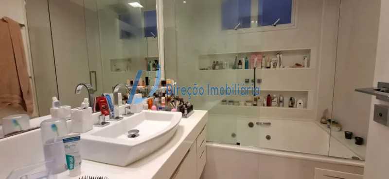 Conheça WhatsApp Image 2026-08-24 at 1 do imóvel - Apartamento à venda Rua Bolivar, Copacabana, Rio de Janeiro - R$ 2.200.000 - HB40848COP - 14 WhatsApp Image 2026-08-24 at 1 - 14