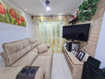 Ótima localização - Vende apartamento reformado no bairro Olimpico em São Caetano do sul com uma suíte e duas vagas de garagem fixas e cobertas. Condomínio com lazer e ótima localização! - GJEK336