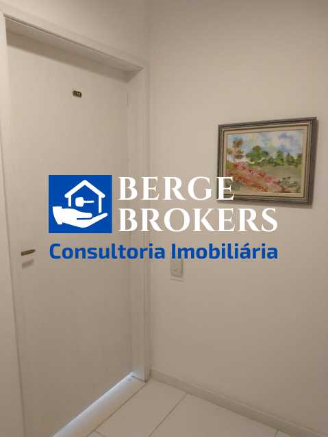 Conheça HALL do imóvel - Copacabana todo reformado com vaga de garagem - RJAP20195 - 22 HALL - 22