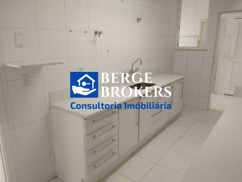 Conheça COZINHA do imóvel - Copacabana todo reformado com vaga de garagem - RJAP20195 - 15 COZINHA - 15
