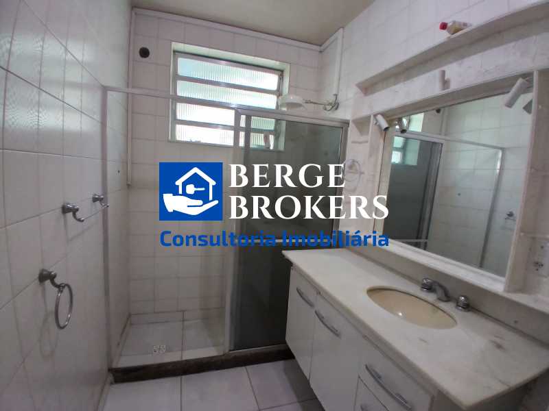 Conheça Banheiro Social do imóvel - alugo apartamento de 2 quartos - RJAP20226 - 11 Banheiro Social - 11
