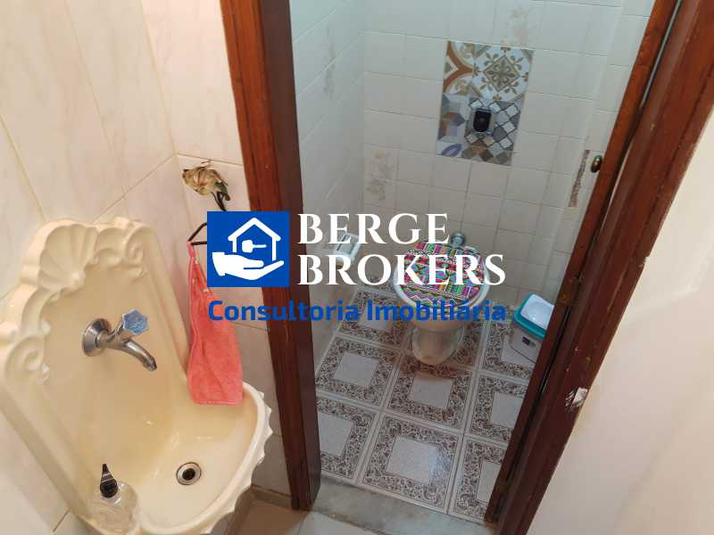 Conheça LAVABO do imóvel - Casa 7 quartos à venda Tijuca, Rio de Janeiro - R$ 990.000 - RJCA70001 - 8 LAVABO - 8