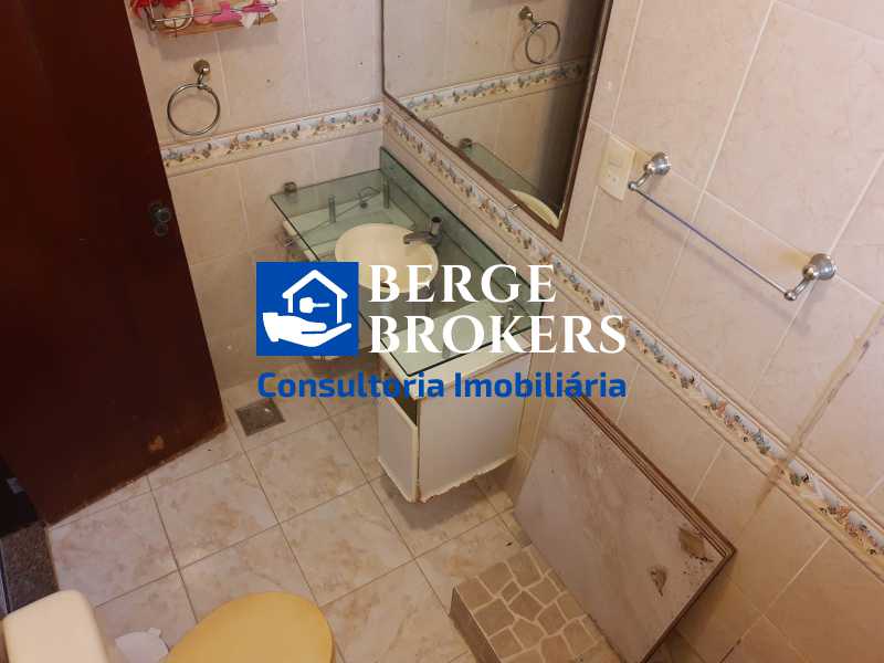 Conheça BANHEIRO S 4 do imóvel - Casa 7 quartos à venda Tijuca, Rio de Janeiro - R$ 990.000 - RJCA70001 - 22 BANHEIRO S 4 - 22