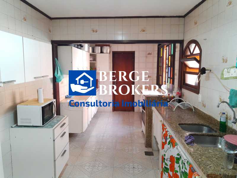 Conheça COPA COZINHA do imóvel - Casa 7 quartos à venda Tijuca, Rio de Janeiro - R$ 990.000 - RJCA70001 - 23 COPA COZINHA - 23